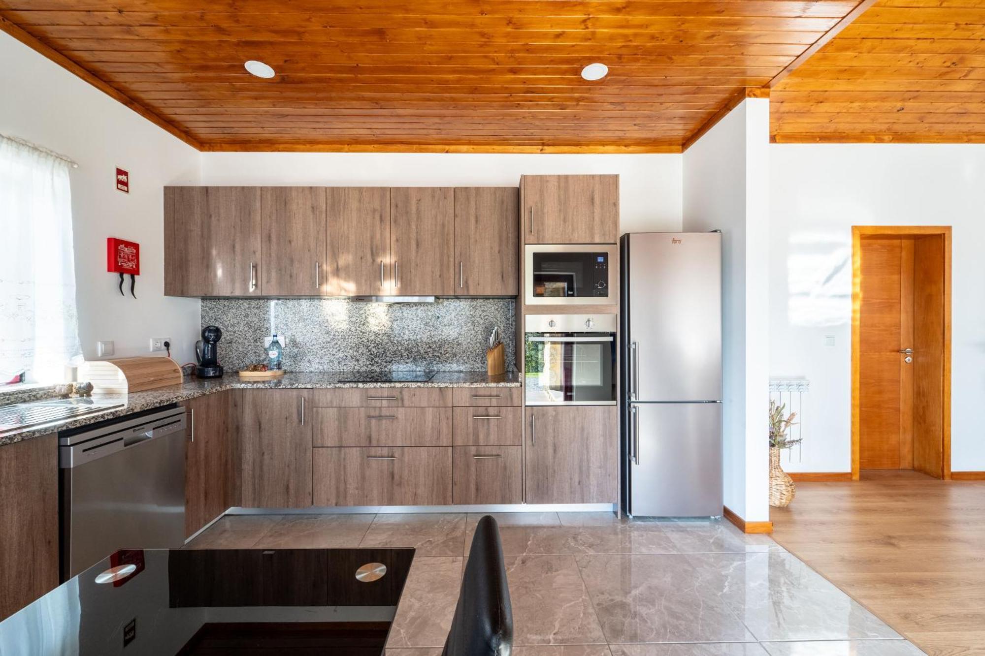 Assento Do Cavado By House And People Villa Valdosende Luaran gambar