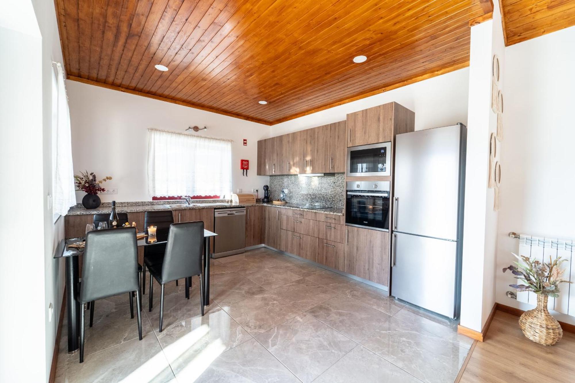 Assento Do Cavado By House And People Villa Valdosende Luaran gambar