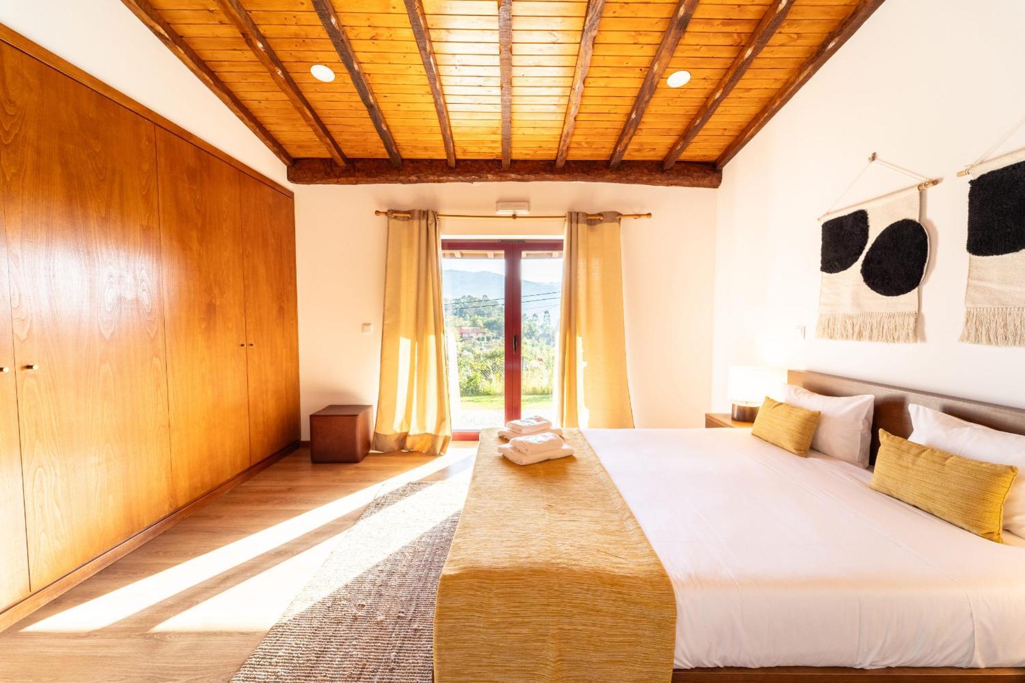 Assento Do Cavado By House And People Villa Valdosende Luaran gambar